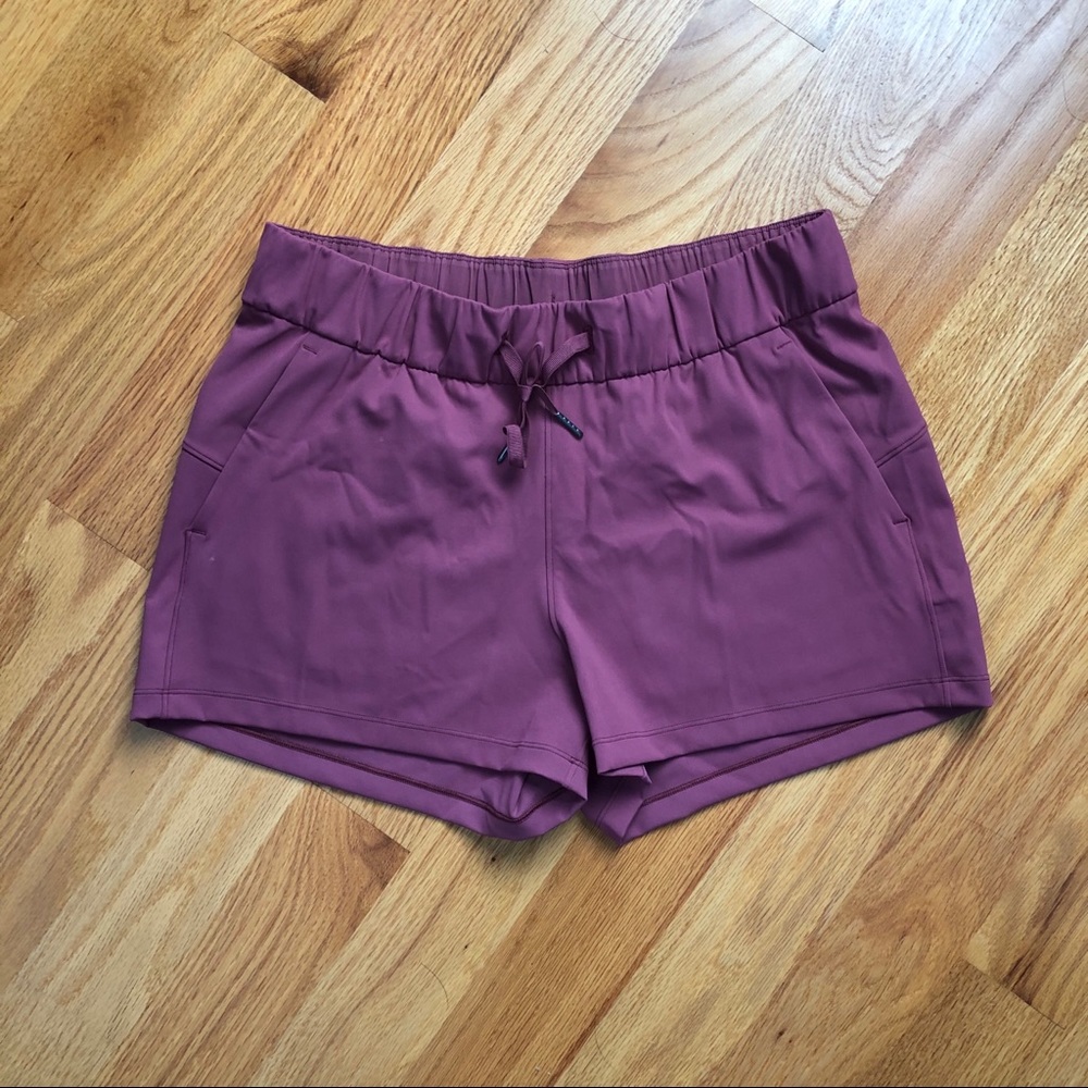 Lululemon On the Fly Short